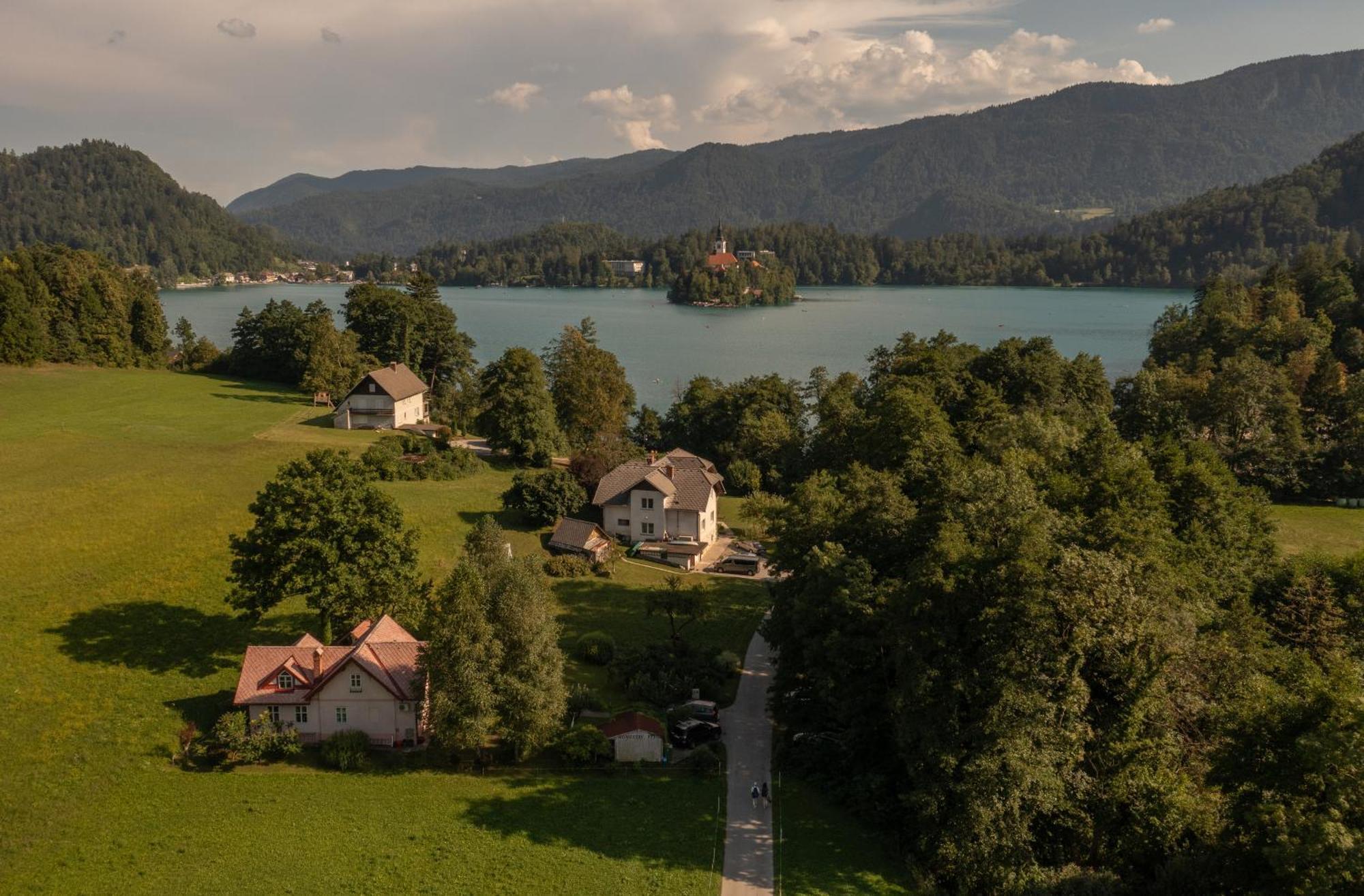 Homestay Vito By Lake Блед Екстериор снимка